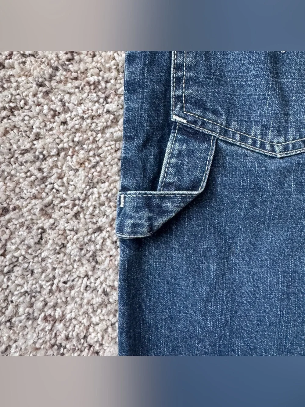 Vtg Levi’s Workwear 12 Carpenter Denim Jorts Y2K Baggy Long Jean Shorts 28x10